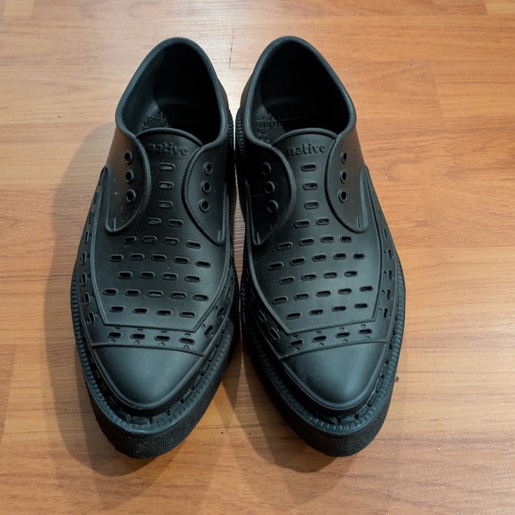 Native Men's Black Slip-On Shoes - Picture 2 of 8